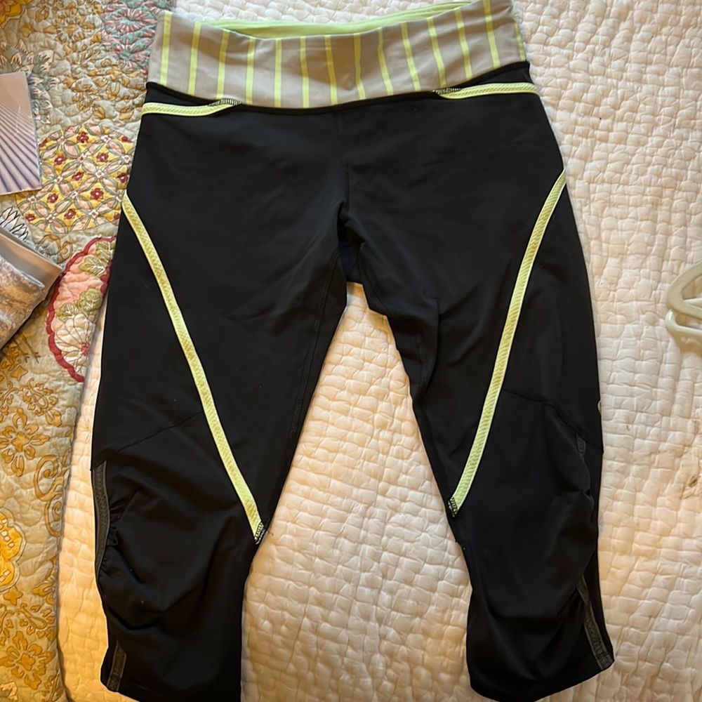 Lululemon crop leggings